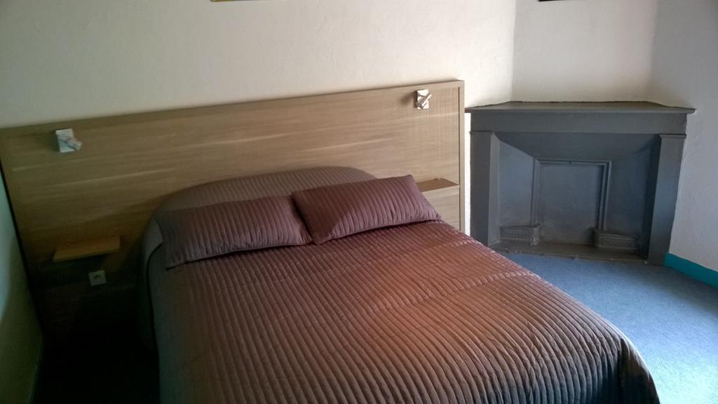 Hotel Des Voyageurs Vorey Δωμάτιο φωτογραφία